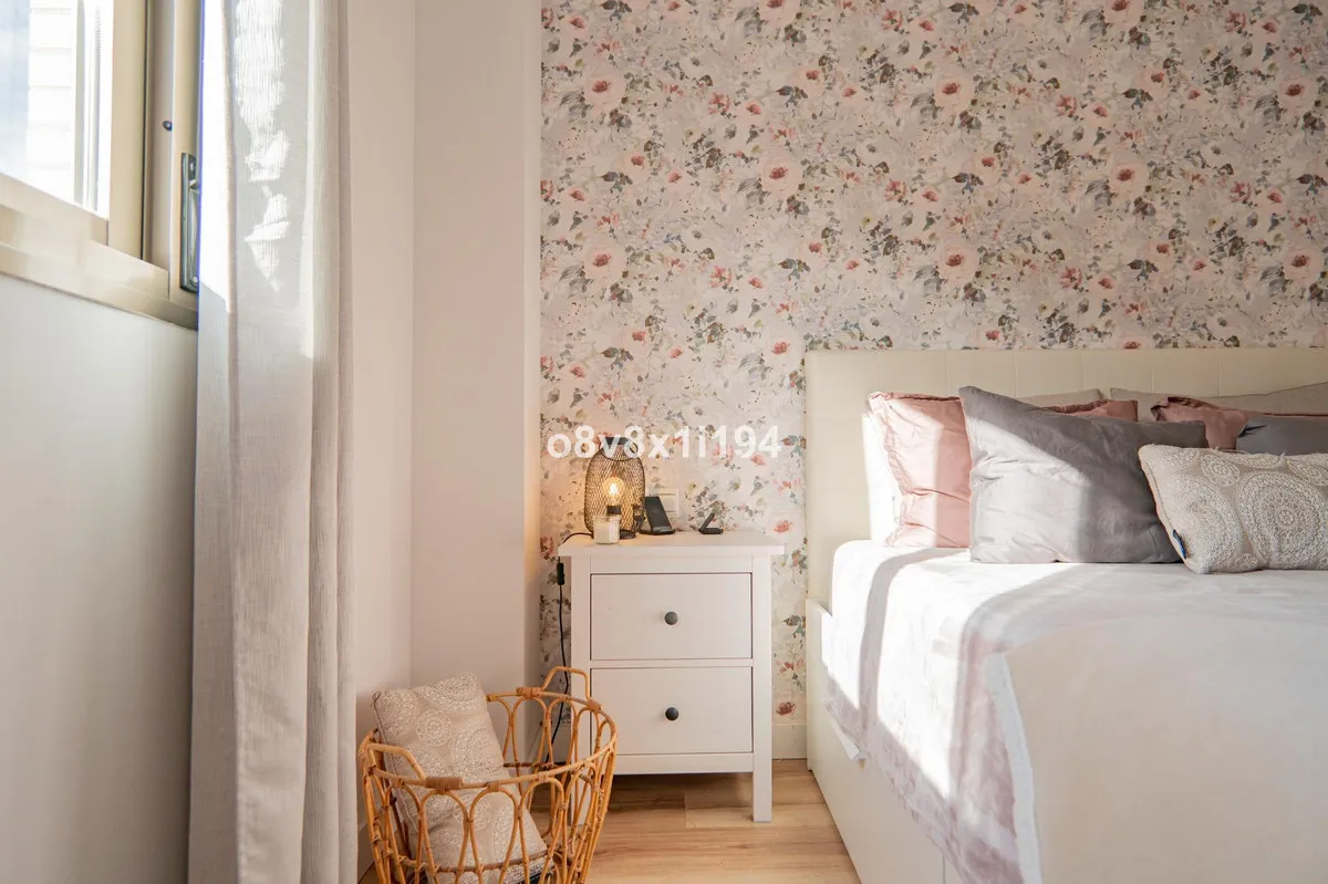 1400fff3-1e5d-4632-9f30-8fc562b5c6b2