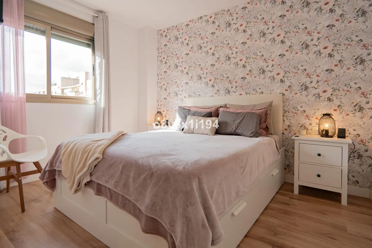 c04fd1ee-e5dd-42db-9b0b-efd58eb83326