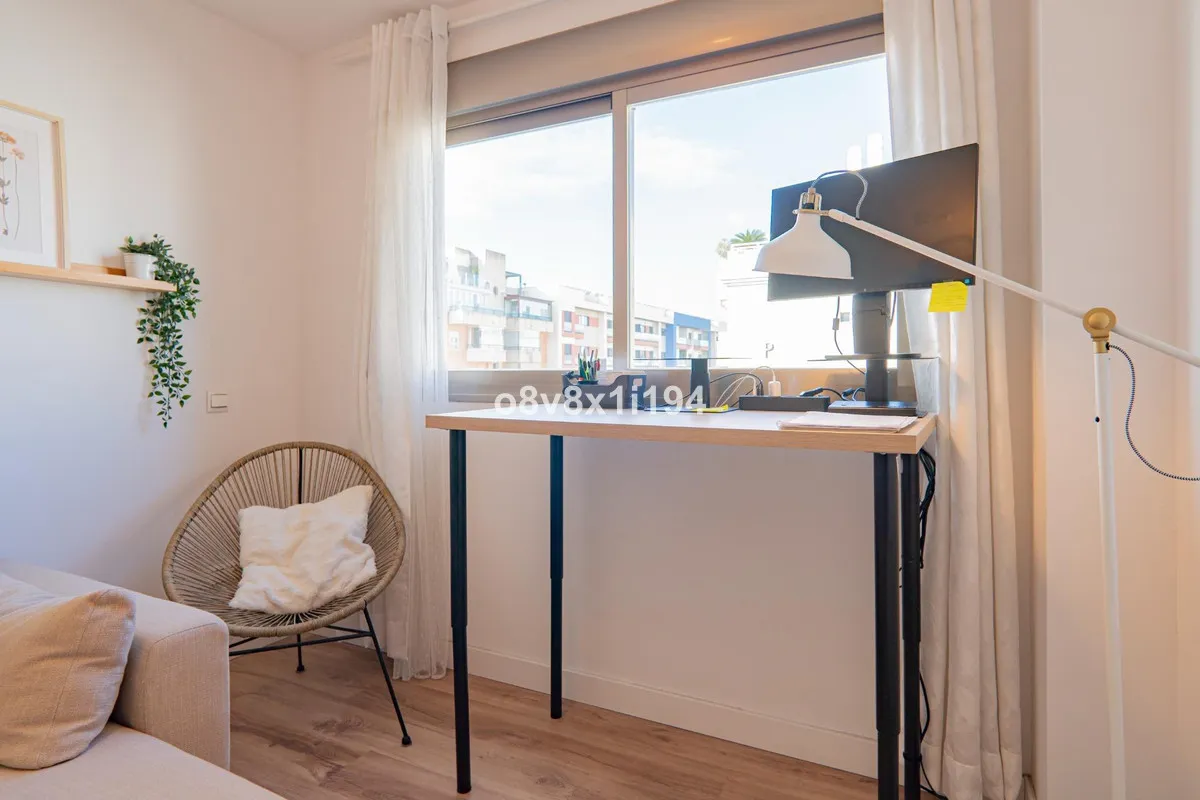 f4b92219-0d51-4870-9391-7075dfd2c859