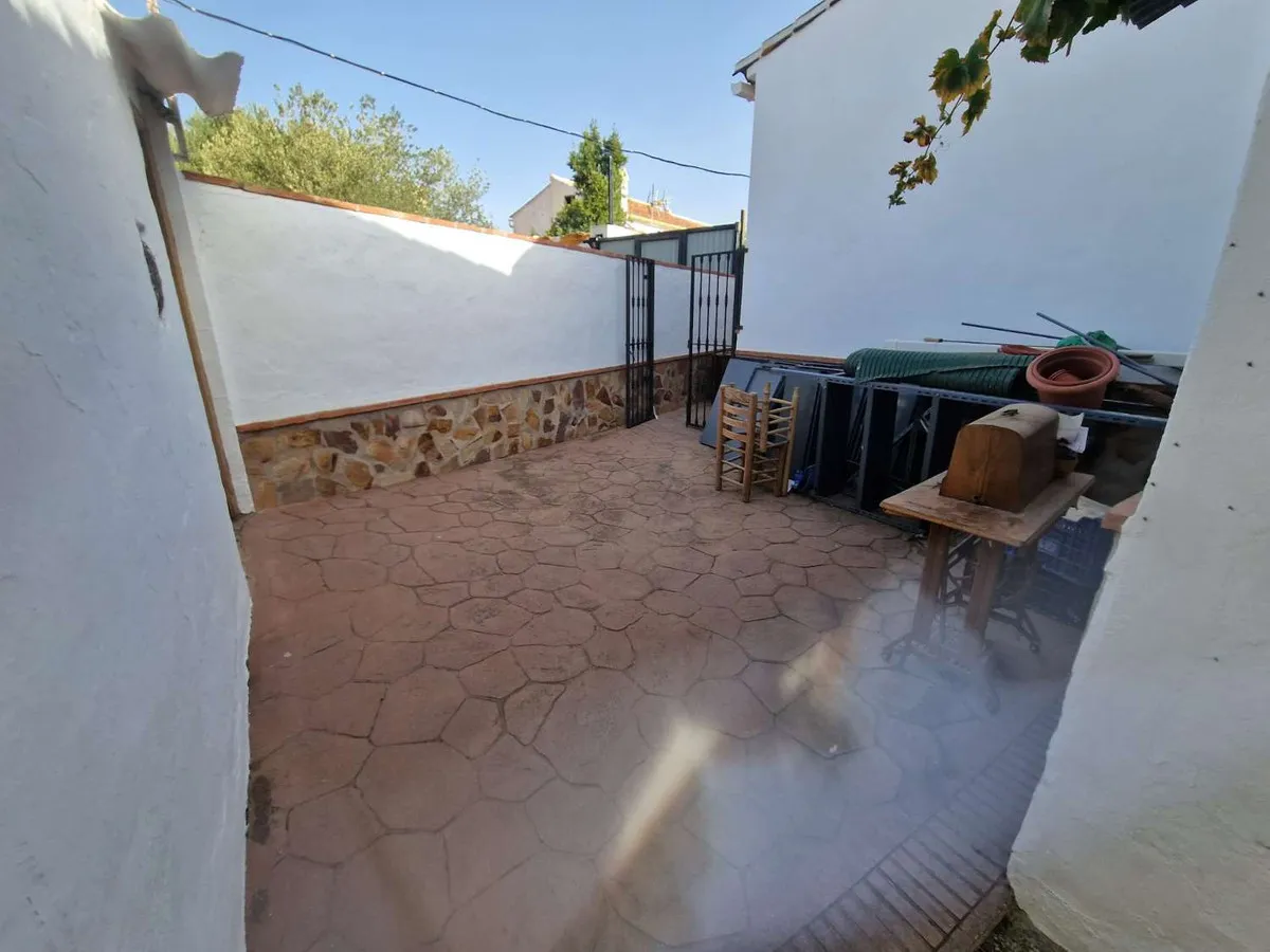 3f18c05b-90df-46f8-9517-86267c63afdb