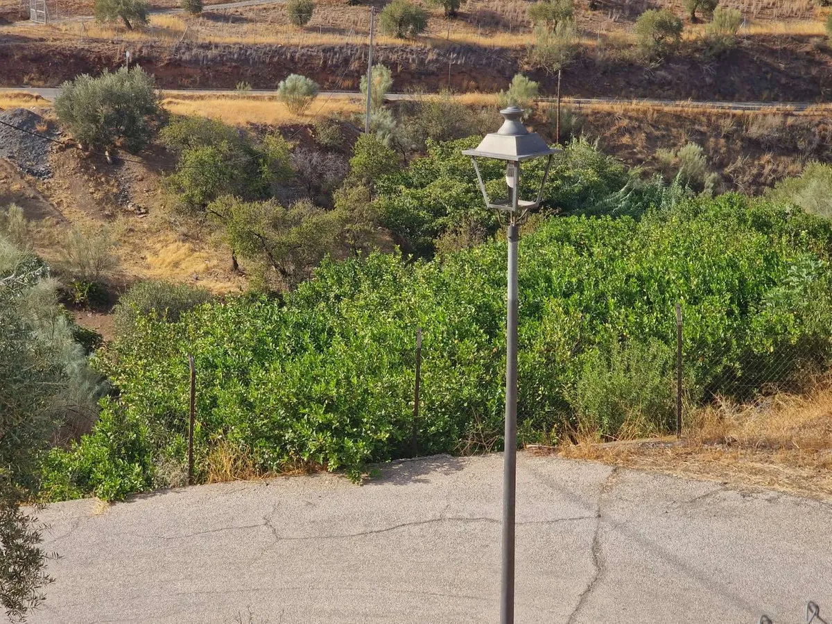 865f6cbf-b070-4d4d-b42c-c708bce51cb1