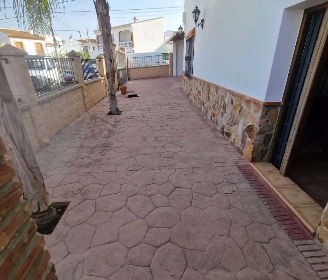 989d9749-ef48-4843-80c5-a0d7778d86bb