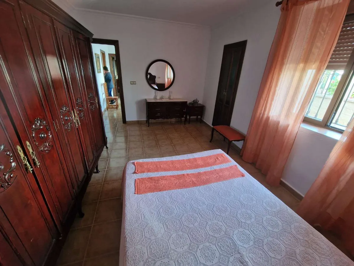 ae55dff2-8490-4f85-a561-8ef15b944dcd