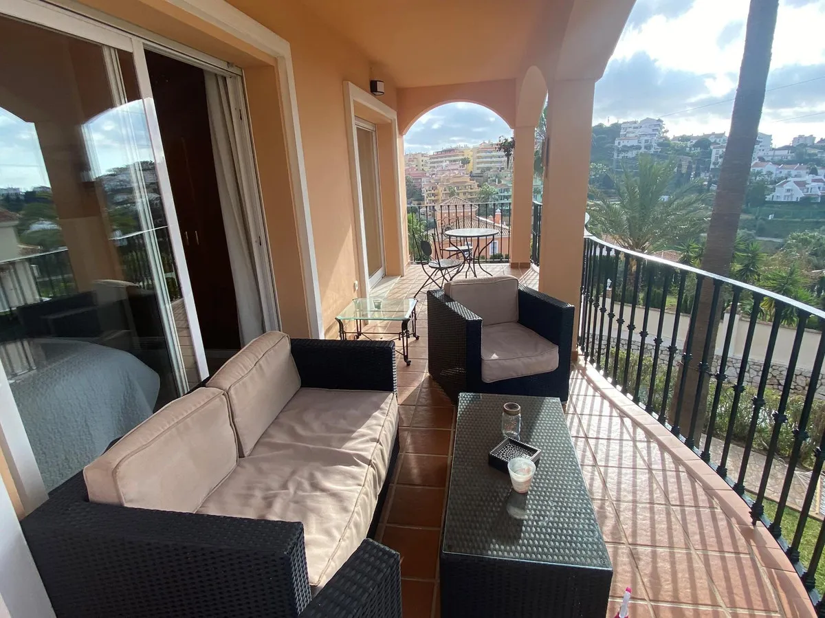 1560cb35-06de-4cbe-a6bc-4c23a33fe895