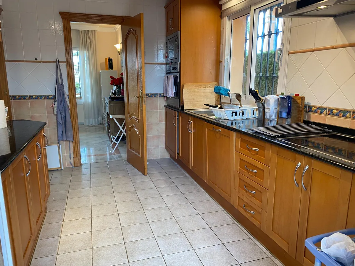 76f32226-ed66-435d-9b46-1af2024d3c70