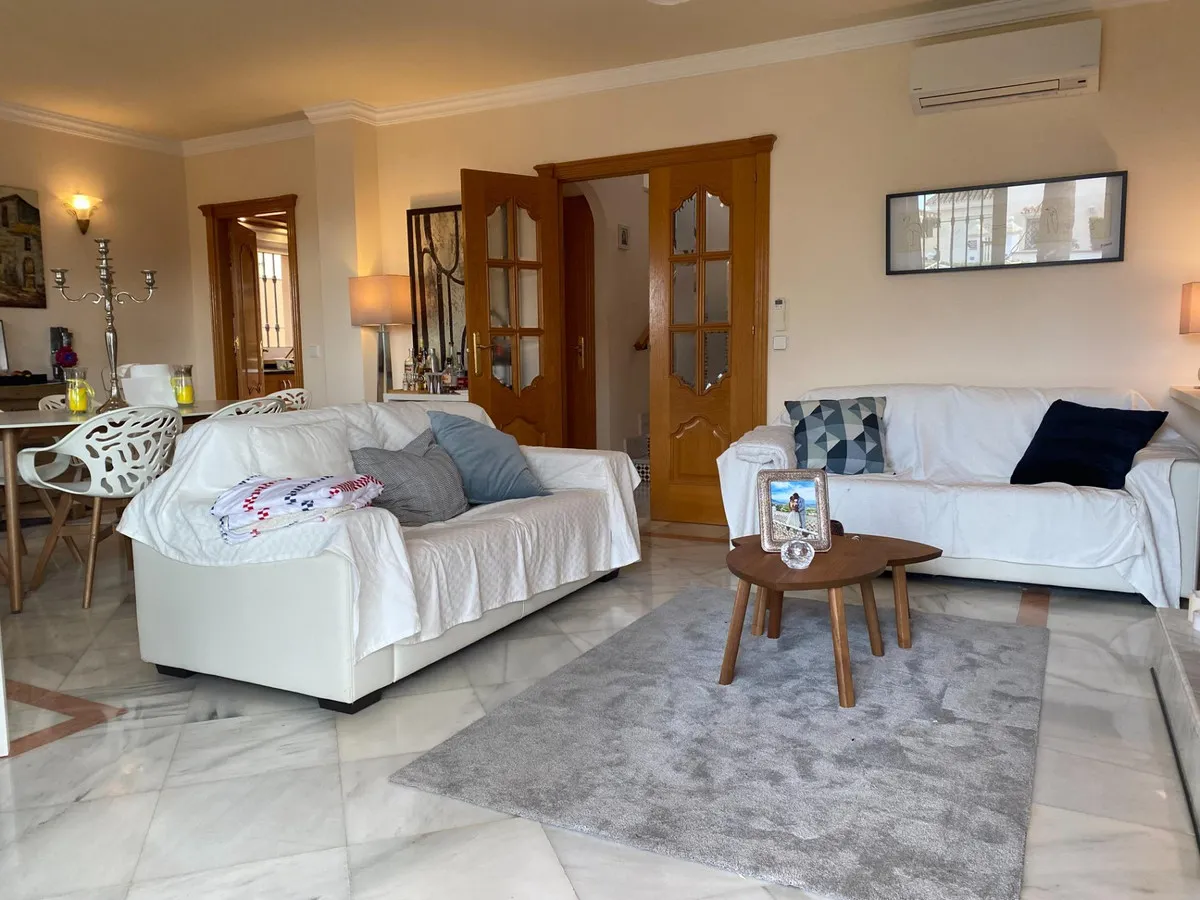 8a404661-9deb-4755-8ea9-27775d5347fb