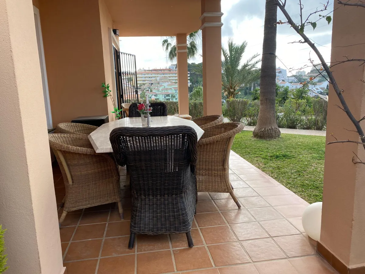 af817d32-be7b-4b0d-917f-d7ba41e3707b