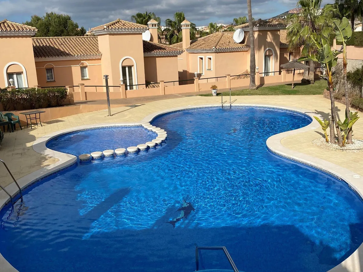 b7f6e1f1-4990-447f-a544-4c1574b5caf6