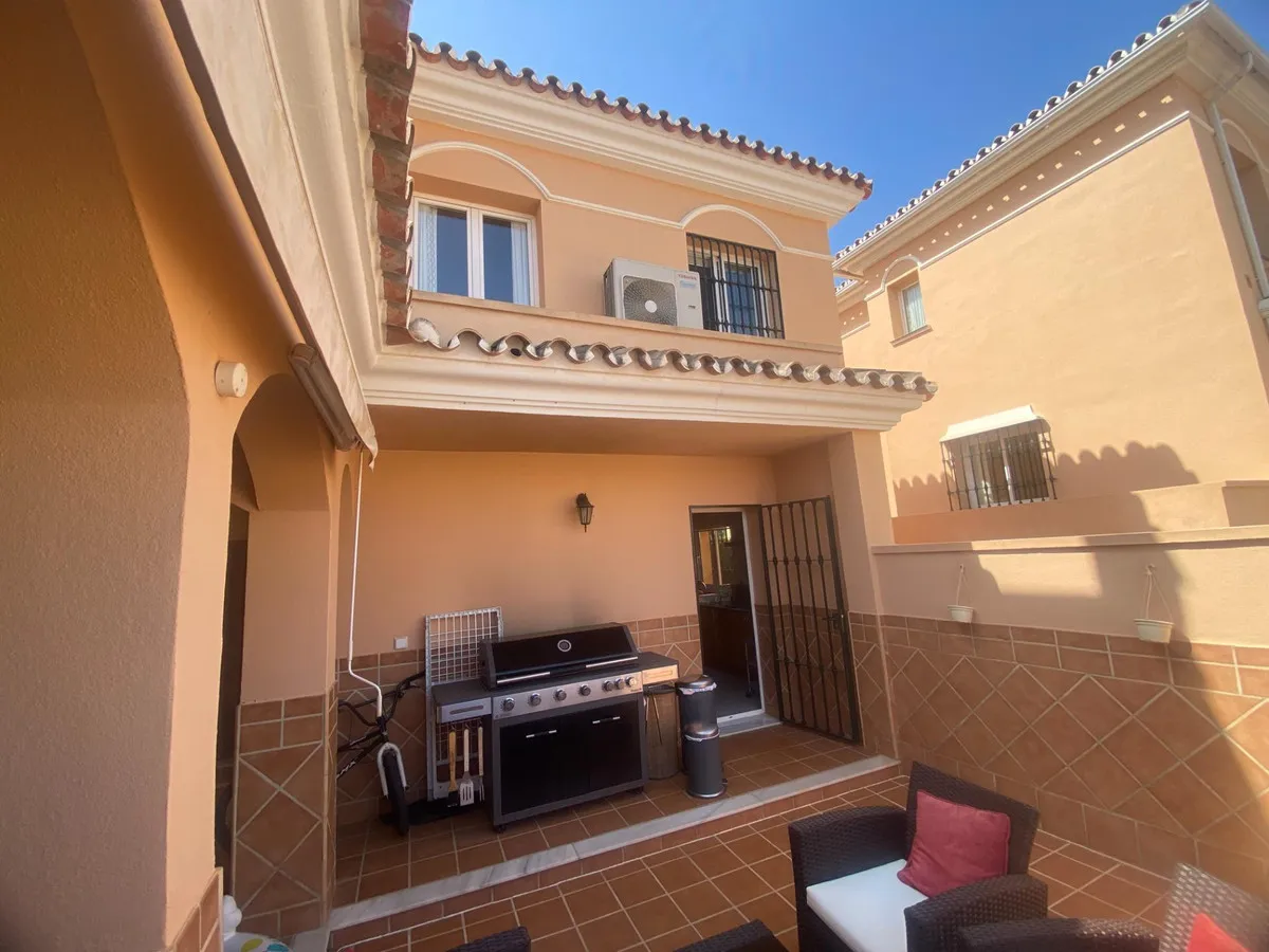 c070f94b-21eb-4a7b-895d-9e9990cedcfb