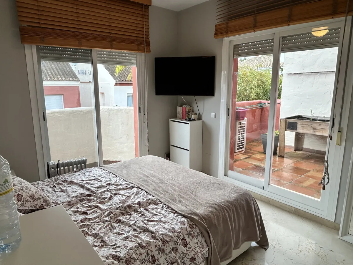 7b642686-138d-4022-8bd7-6d1936733e94