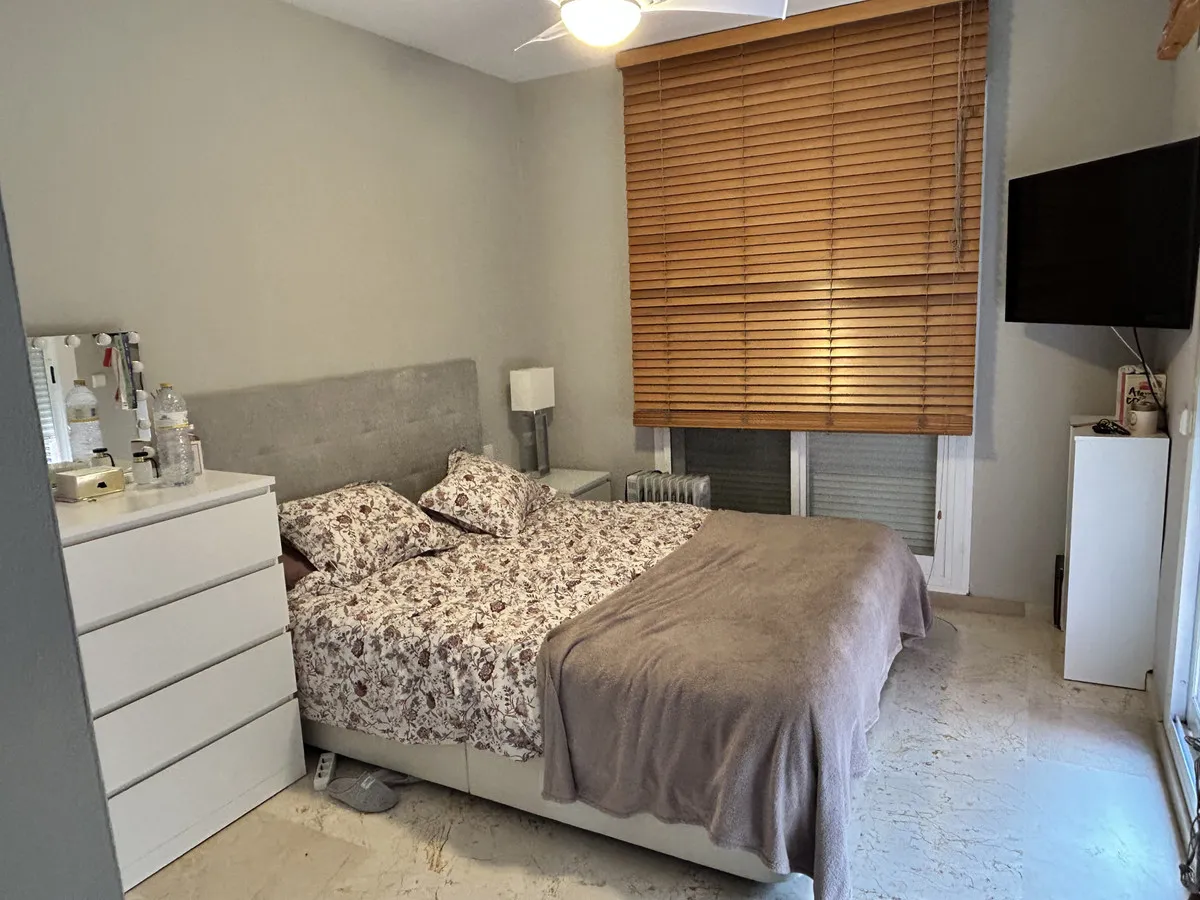 ea54cdfb-fc05-43b6-bb21-30b82fefd316