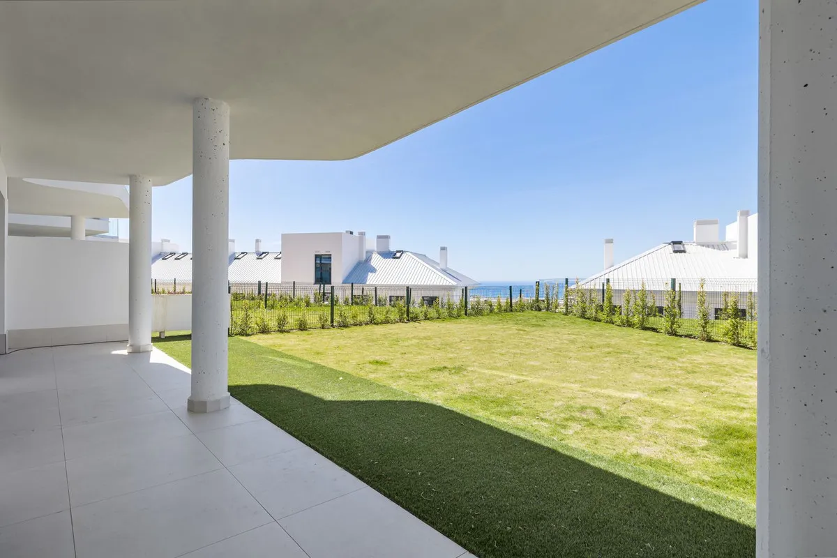 12e81f16-0a14-47a1-8d99-81a6e5f4f73b