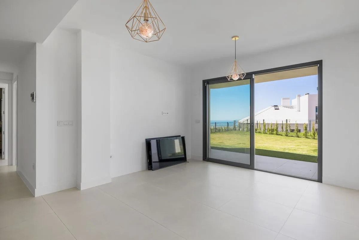 156eeaa2-494b-4abf-90cd-49ef7f947746