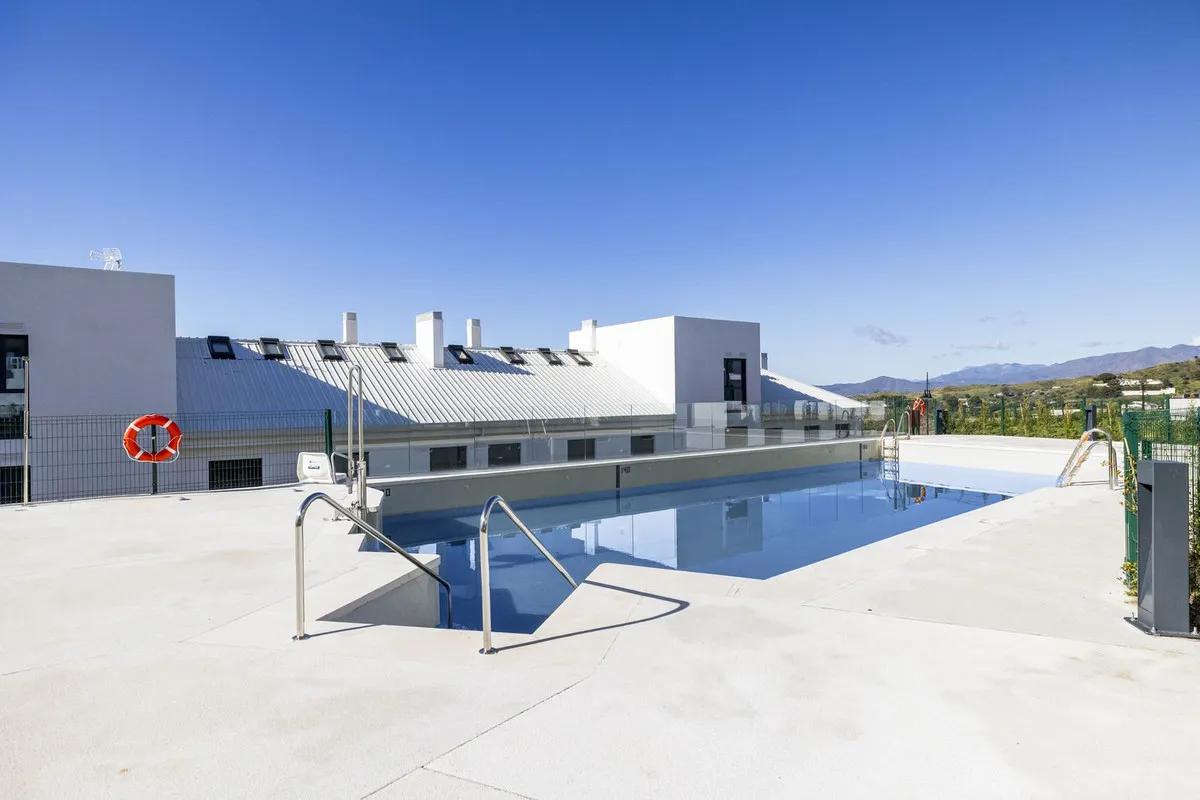 cb03af70-bb3b-4e6a-9933-4a889191a513