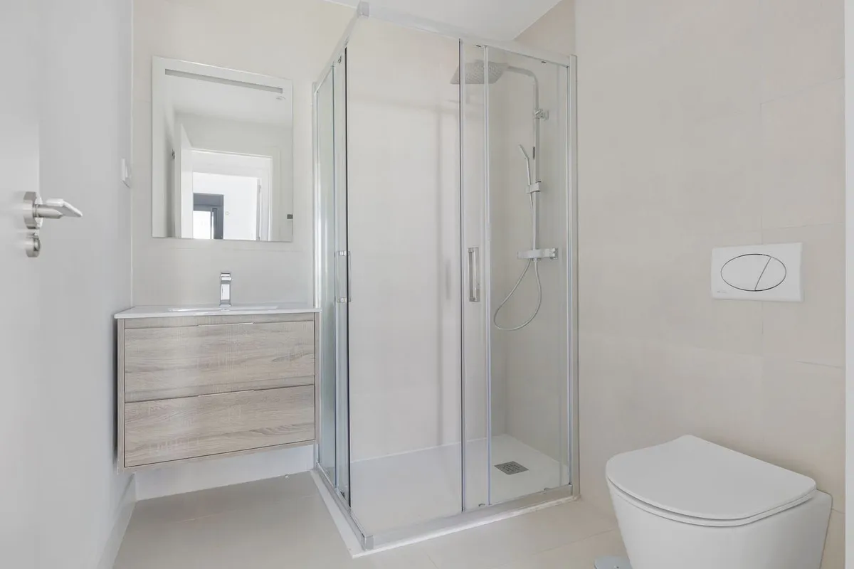 f7e41ec0-956c-4988-bff9-33df3cb45d07