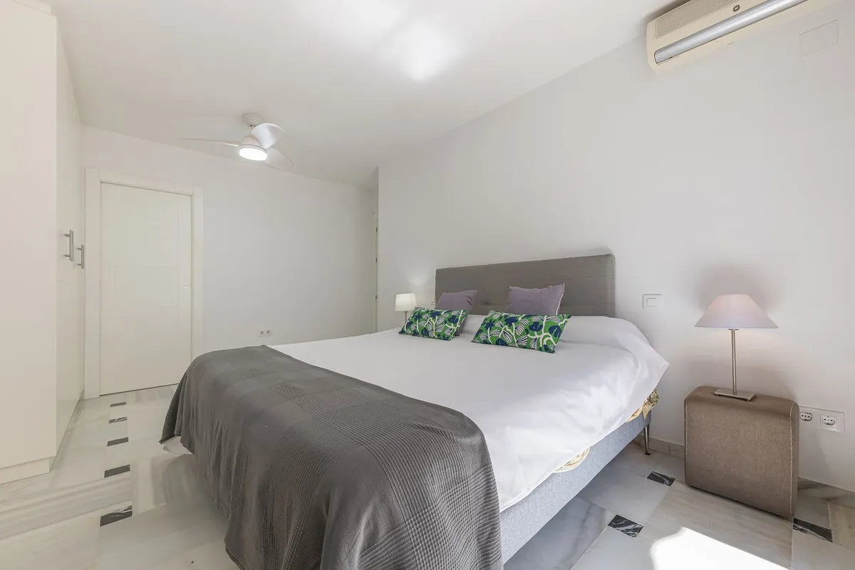 80229fce-cf83-47f2-a098-65f858e660c8