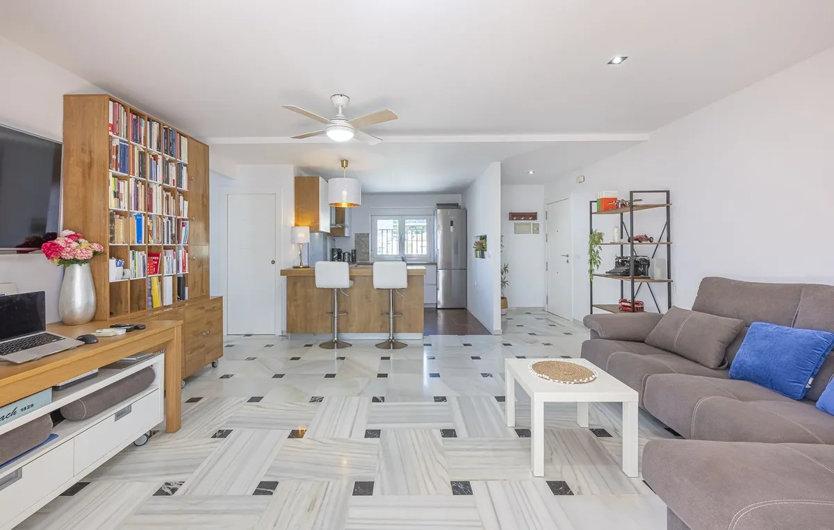 9d840de1-cd85-43fa-8d4f-11279571d81e