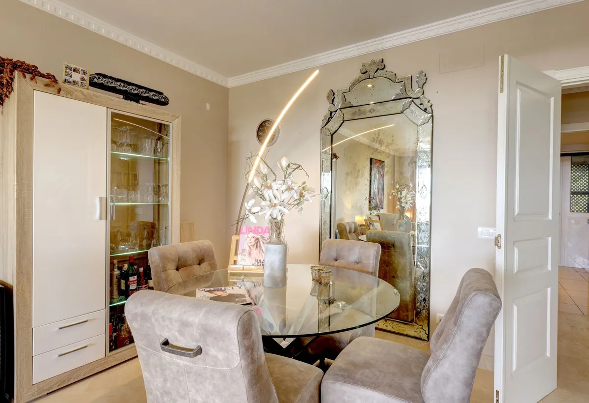 18e606ee-9f37-4a58-aff9-018f227cab78