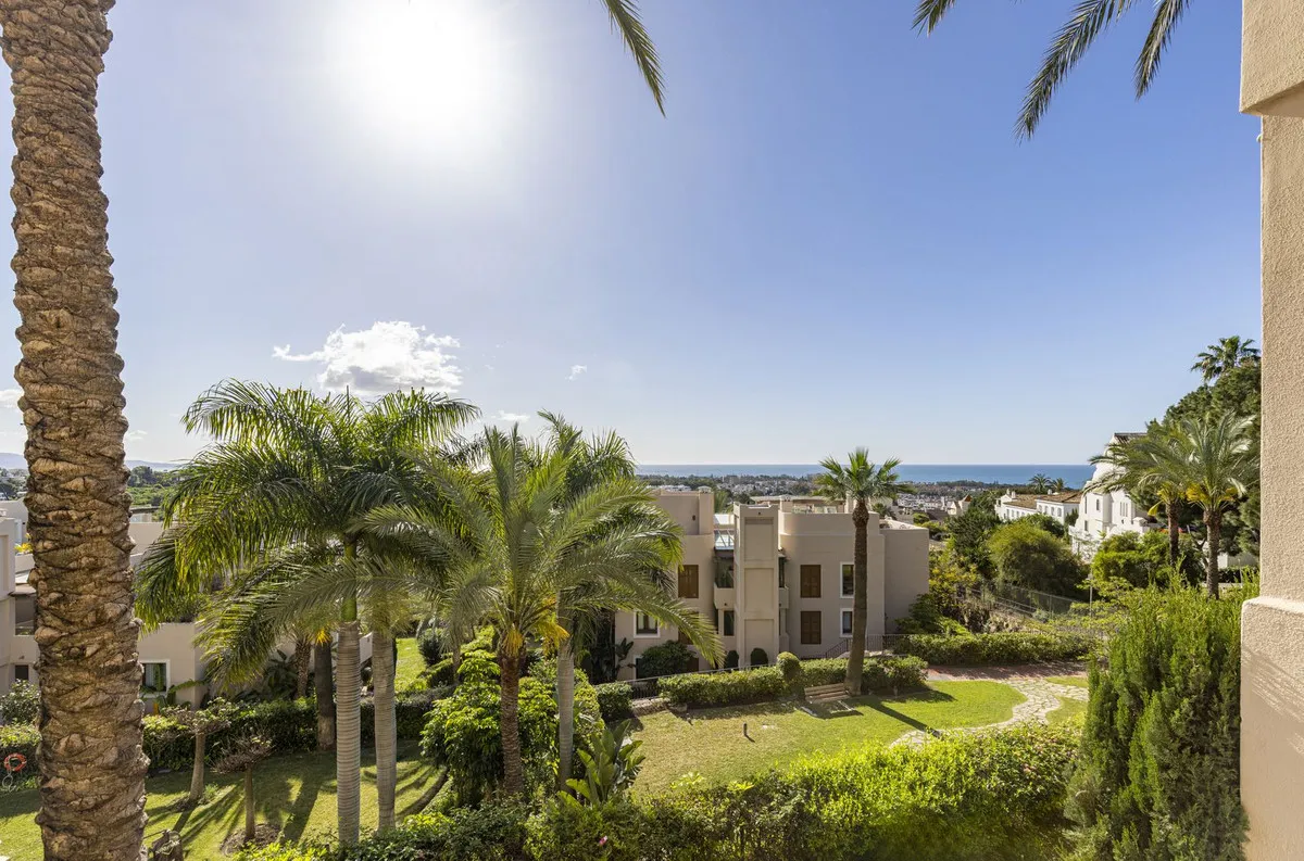 582a5149-37e8-4c8b-92f6-a6643a37181e