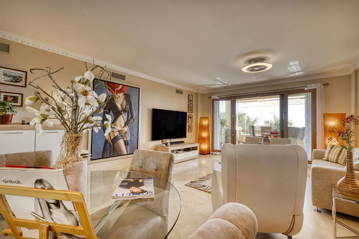 fc694157-064a-49a1-b64f-d4b96c8c8e65