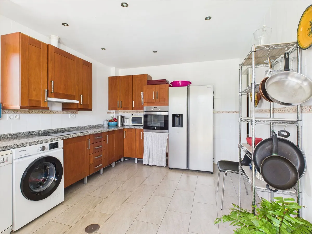 5d0718f8-068f-4bf5-bc6d-dfefab760ff4