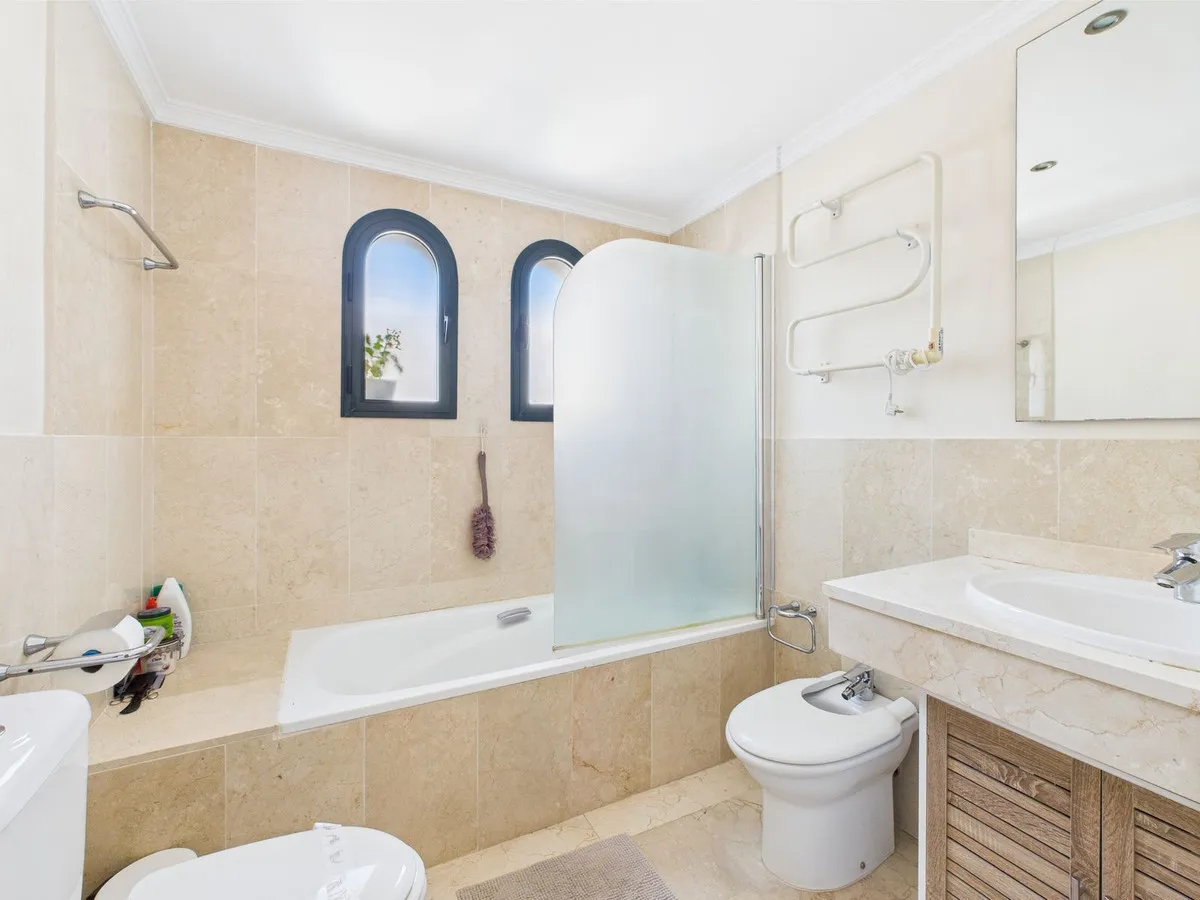 7afed1b1-0e41-4586-a15e-e0684b26ffe5