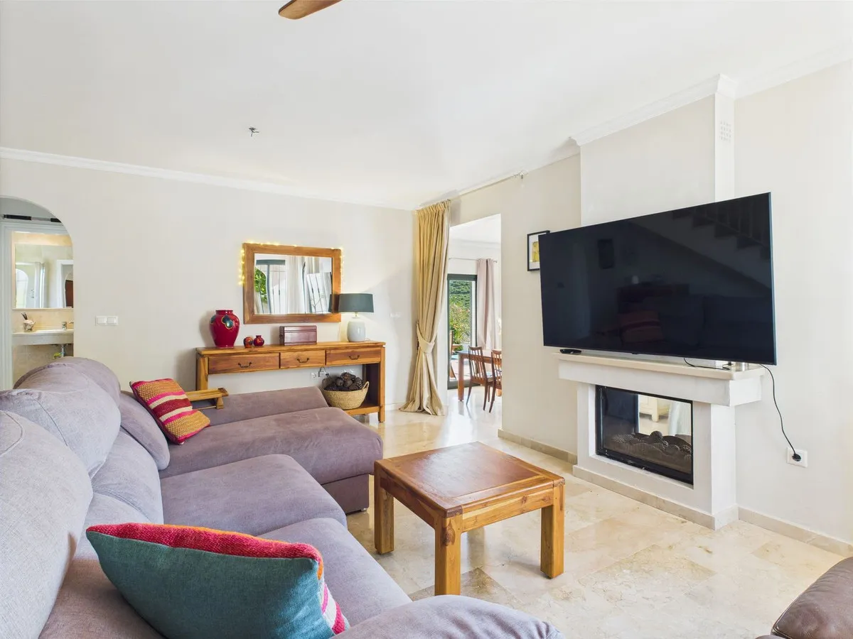 b60e6859-3396-4b53-9589-1032927a831c