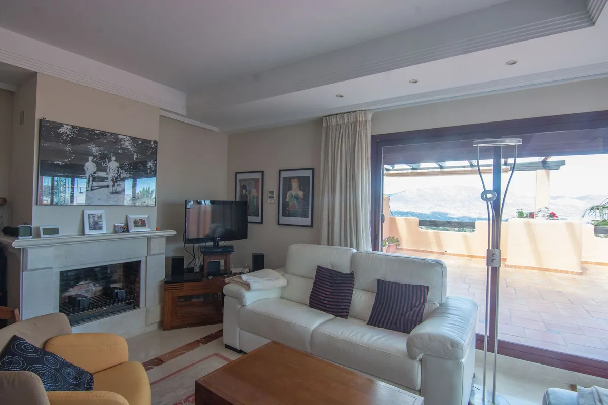 5a66c291-aba9-4fb6-833f-3beec146426e