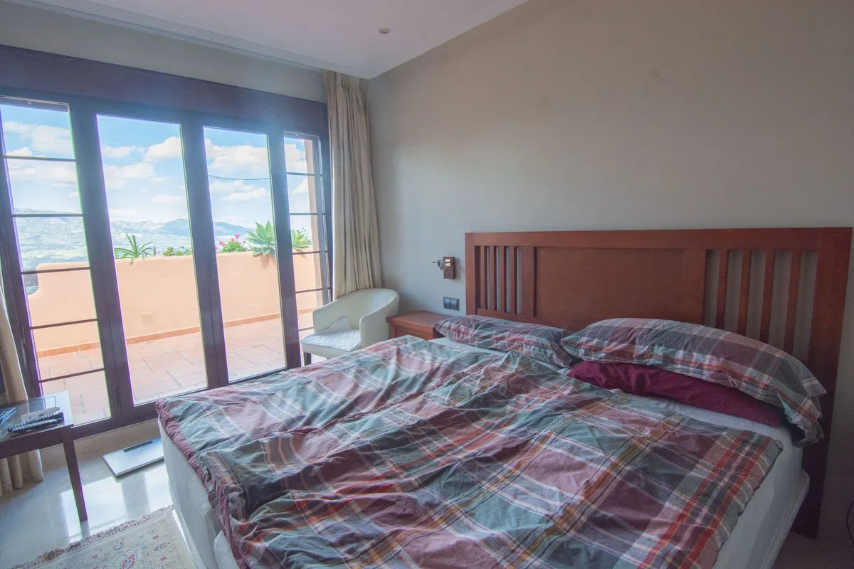 694d4f0f-57ce-4408-a1fa-691c44949b95