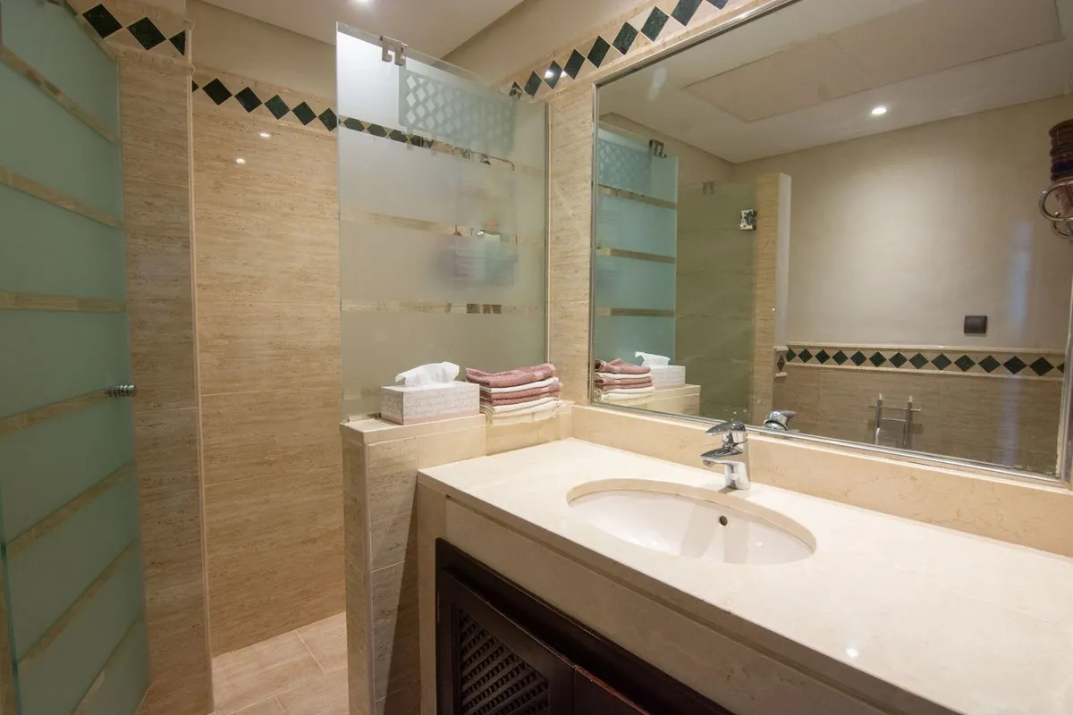 b853cbe6-21f5-45d1-8712-2f5ed992a684