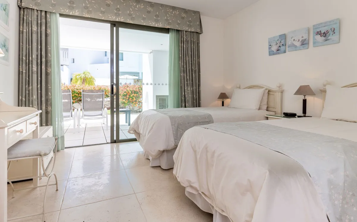 1d23d18c-dd28-4dc6-8495-21396586ae46