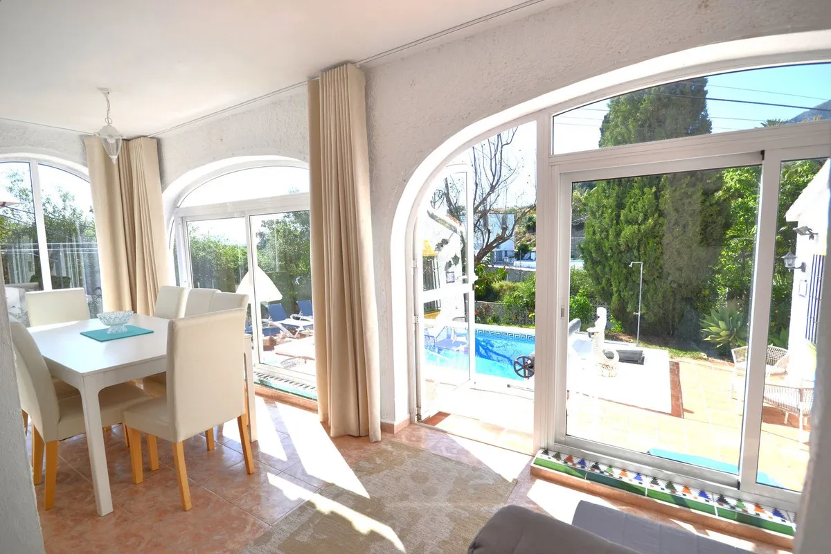 1fd826aa-aa71-49be-b6ab-3ab7a2afd59f