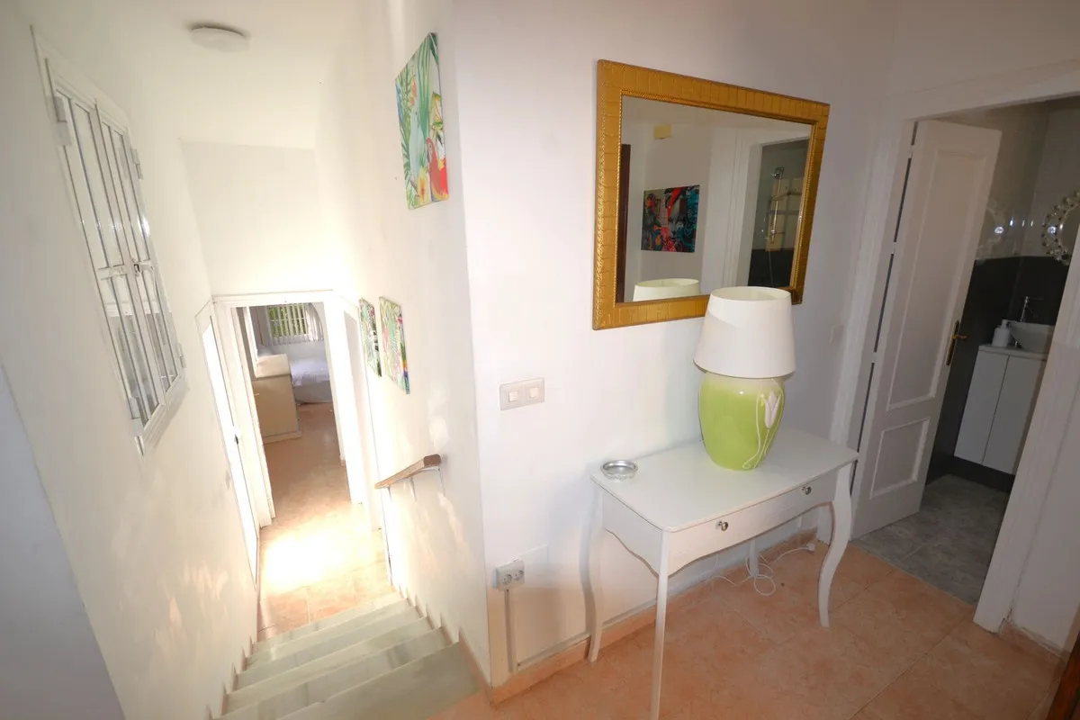 506cedbe-9283-49eb-b34e-75d6201ce8de