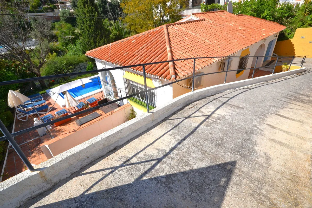 ef7c90e6-55ae-446b-a9d5-9894e3493785