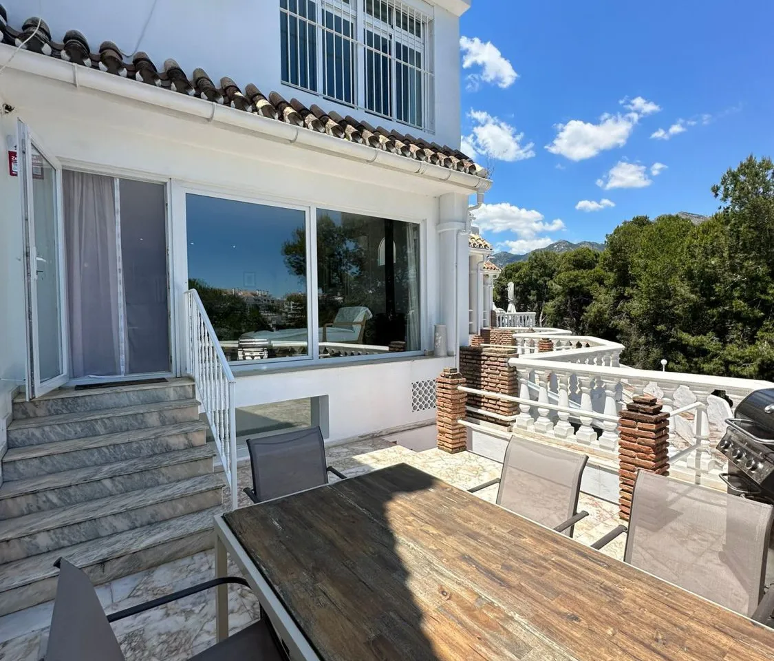 6caa2647-6079-447a-9cd4-79c0ad6c44b7