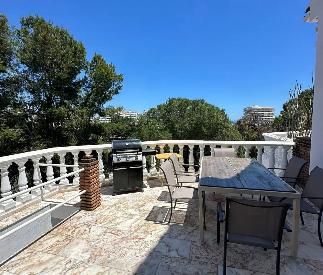 a50cd81d-ca51-49f0-9ed8-330350084e05