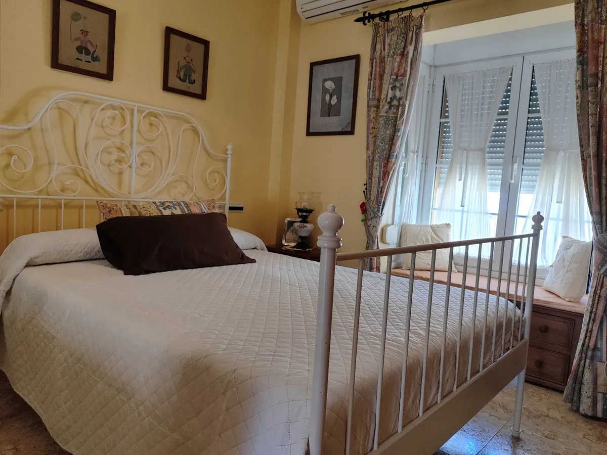 25f49918-0b5d-4869-9067-d80396fdd8d0