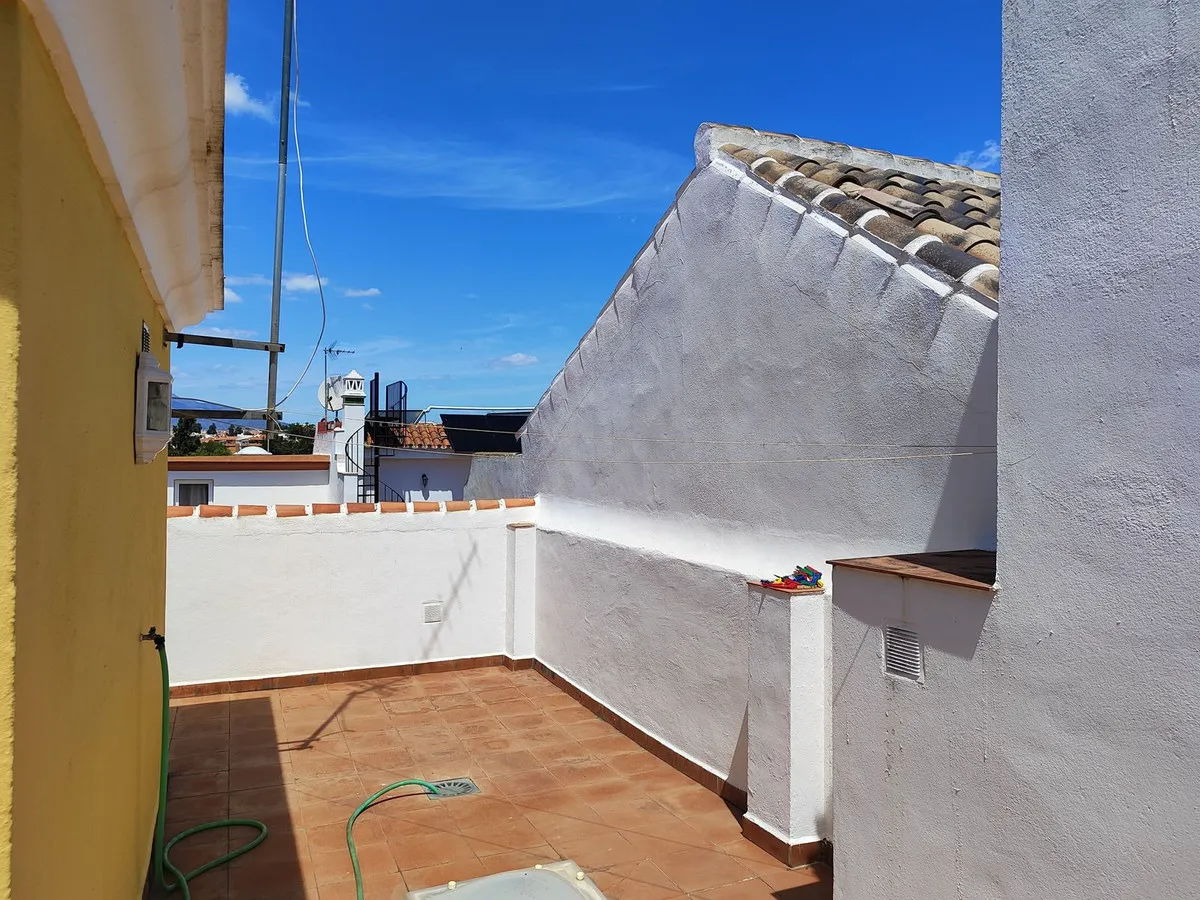 b652dd5f-9f1a-4735-9a67-7e3148366735