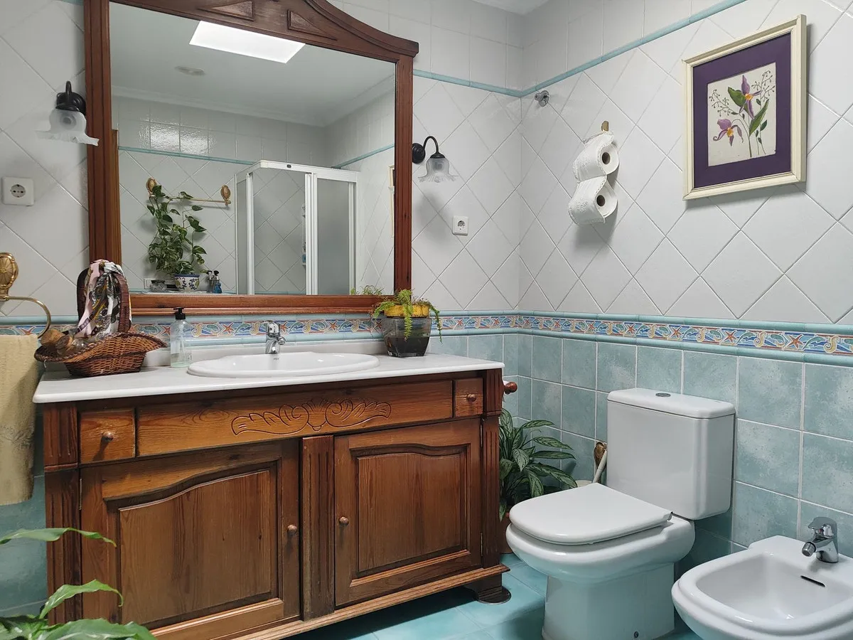 c0373e2d-3caf-465a-b82a-f0fa27ce29b7