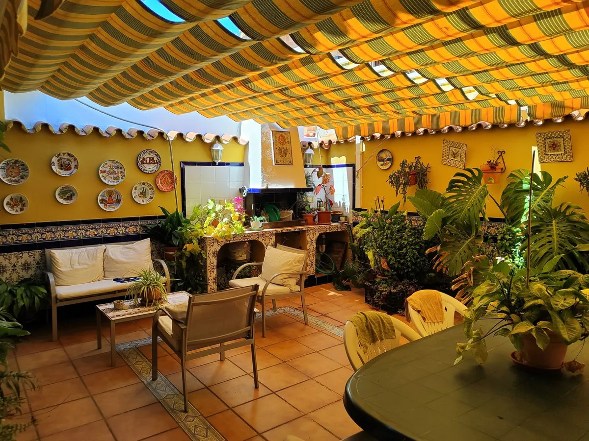 c1668314-bcfc-4dc7-a9d2-4ce1438bdb7a