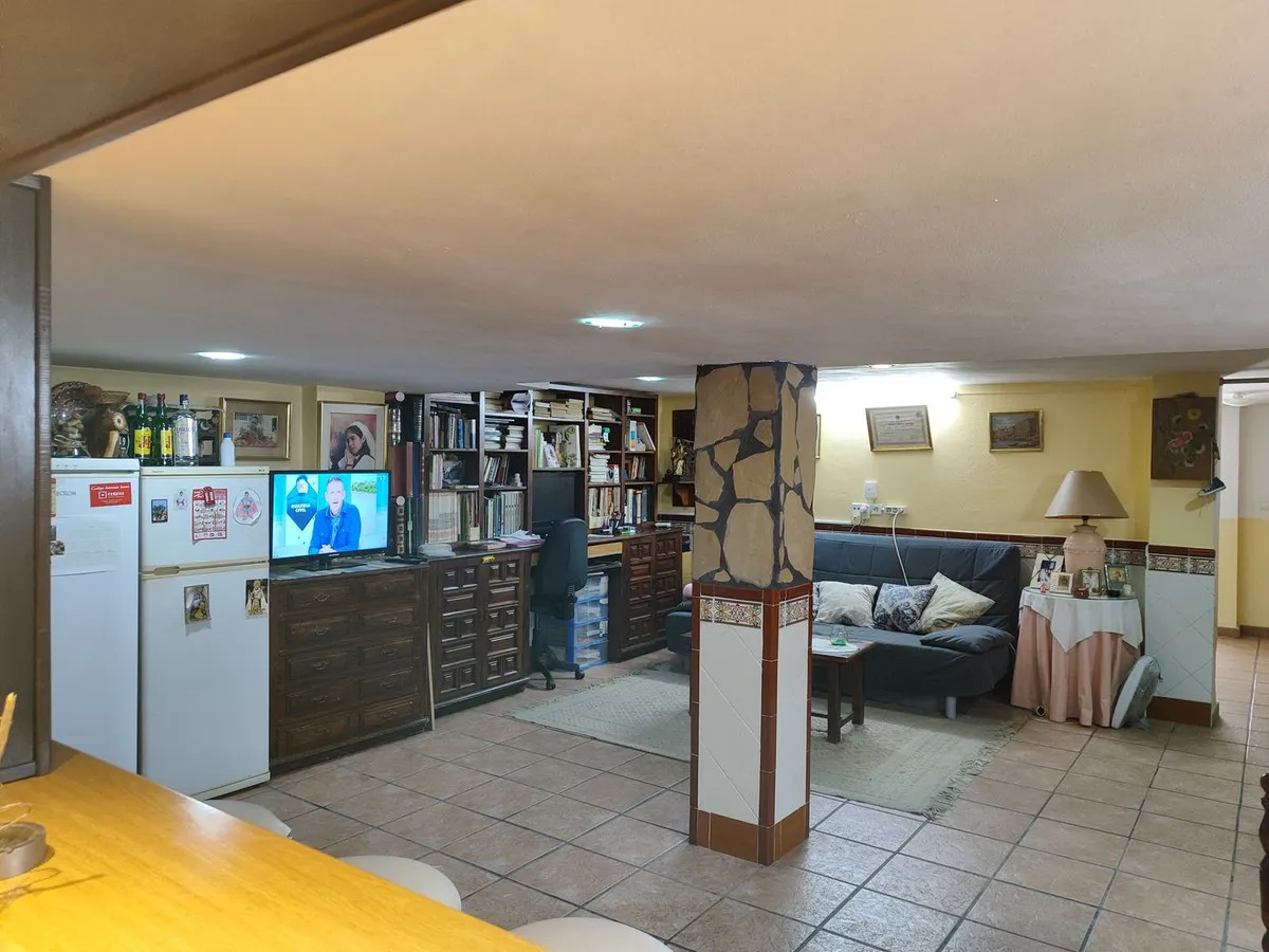 d40fa43f-ca19-4f7f-8057-b254a764c7a6