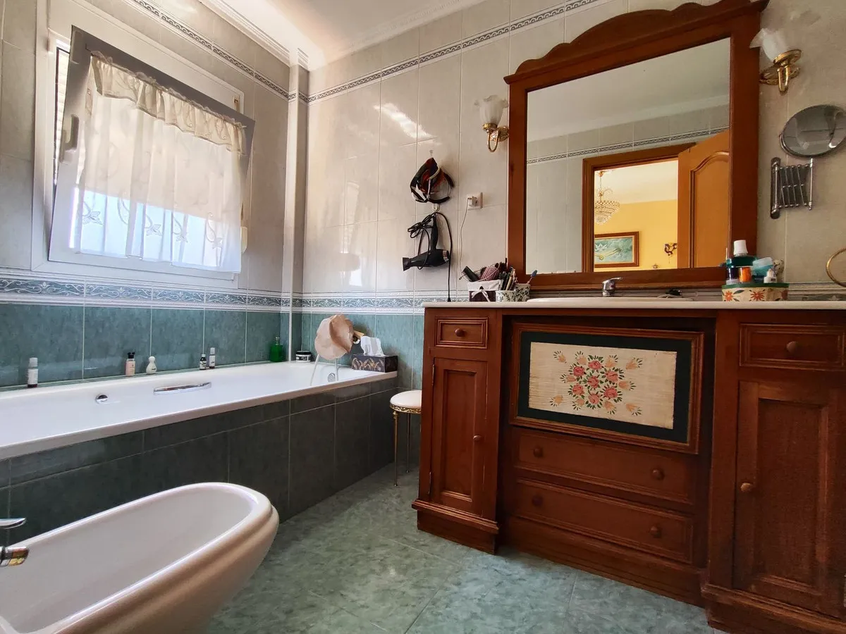 d4477a2a-1b85-40fe-852a-74ed023d715f