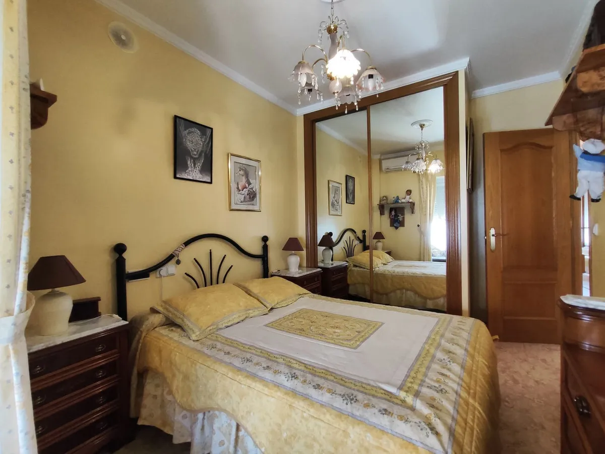 d7b5fb75-c12c-4212-94dc-d6a3478c4607