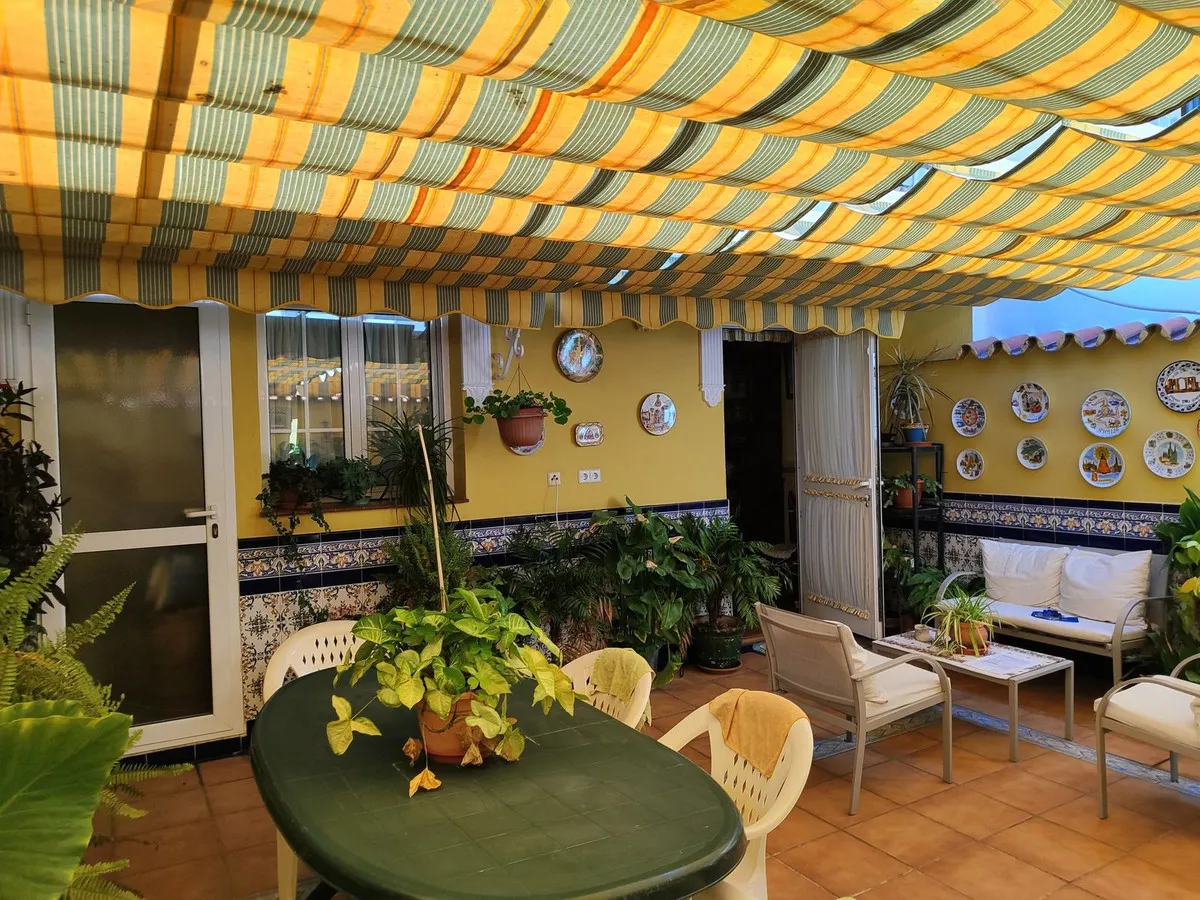 da8d0ce5-98a6-40c7-8ed4-38a7f5c57eb0