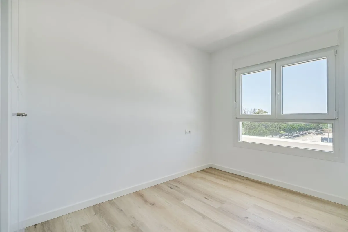 135b5374-e946-4842-a8af-98e2596333f5