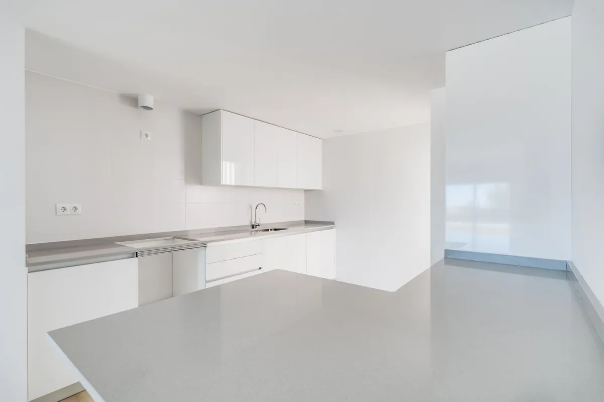 90bc8e3b-4081-41aa-9fe7-9e2dd0228f1b