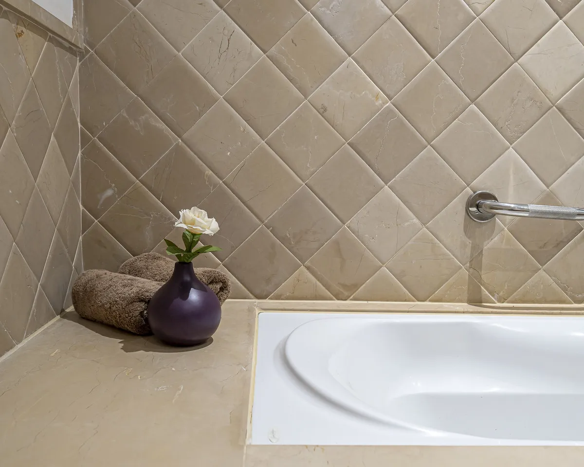 017148a1-2cdc-4960-9944-e694d69c9781