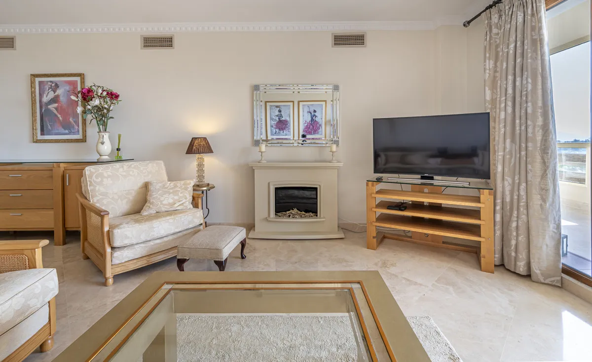 518c560a-3056-4569-9640-d55b3f3bebb1