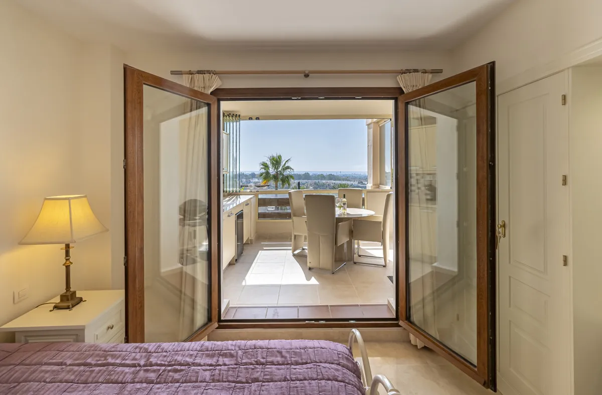 68d7add6-d461-4cb1-b667-eb65a9350257