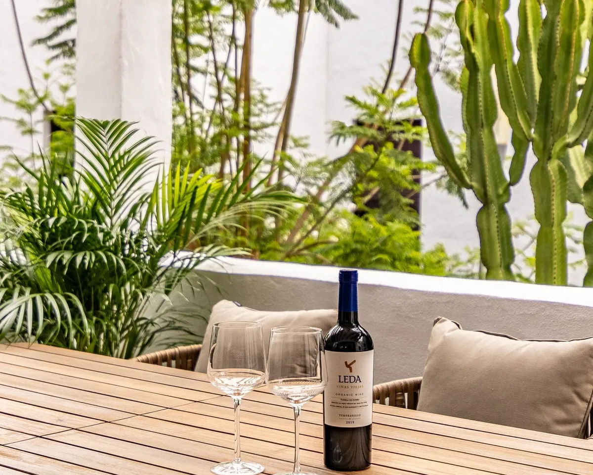 a497b114-2863-426a-9ff9-1c82f1dfb9ab